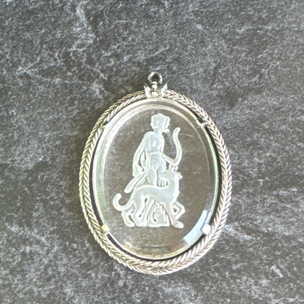 Vintage Avon pendant